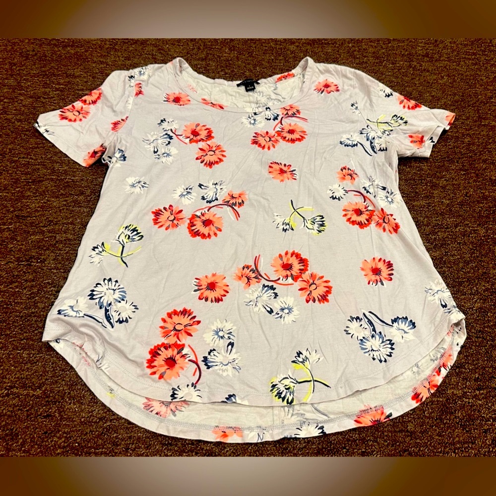 EUC Ann Taylor L Floral Print Women's Top